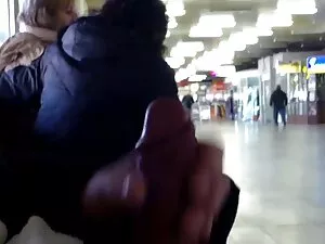სახელი მხოლოდ Mai-იმ ...
