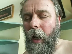 მოუტანს ინდოელი ძლიე ...